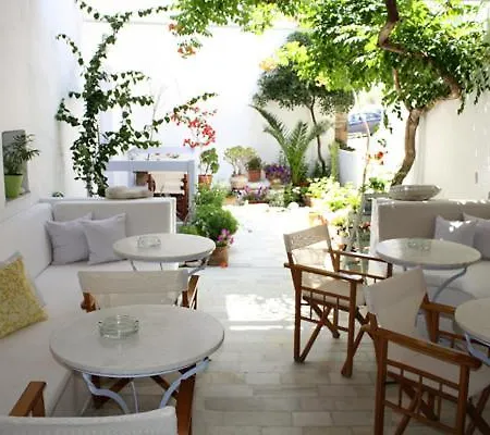 Sanoudos Hotel Naxos City