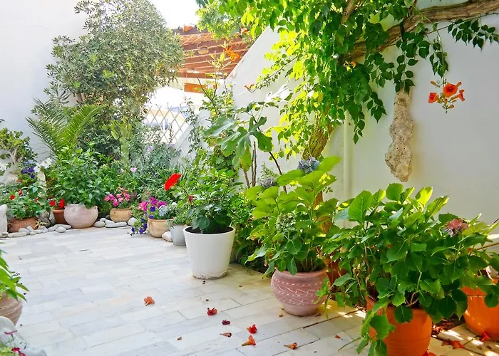 Sanoudos فندق Naxos City